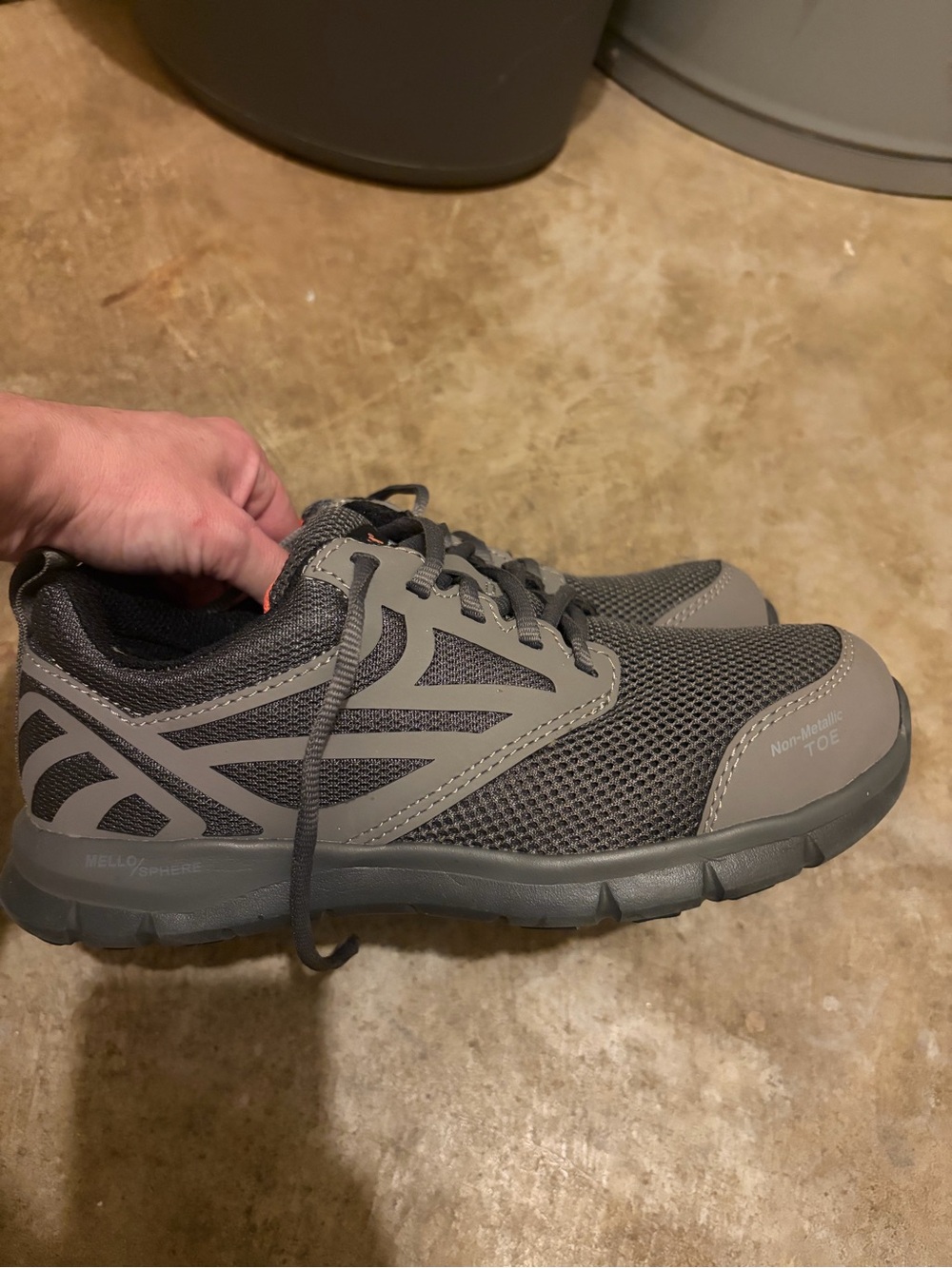 Women’s Carolina safety toe shoes